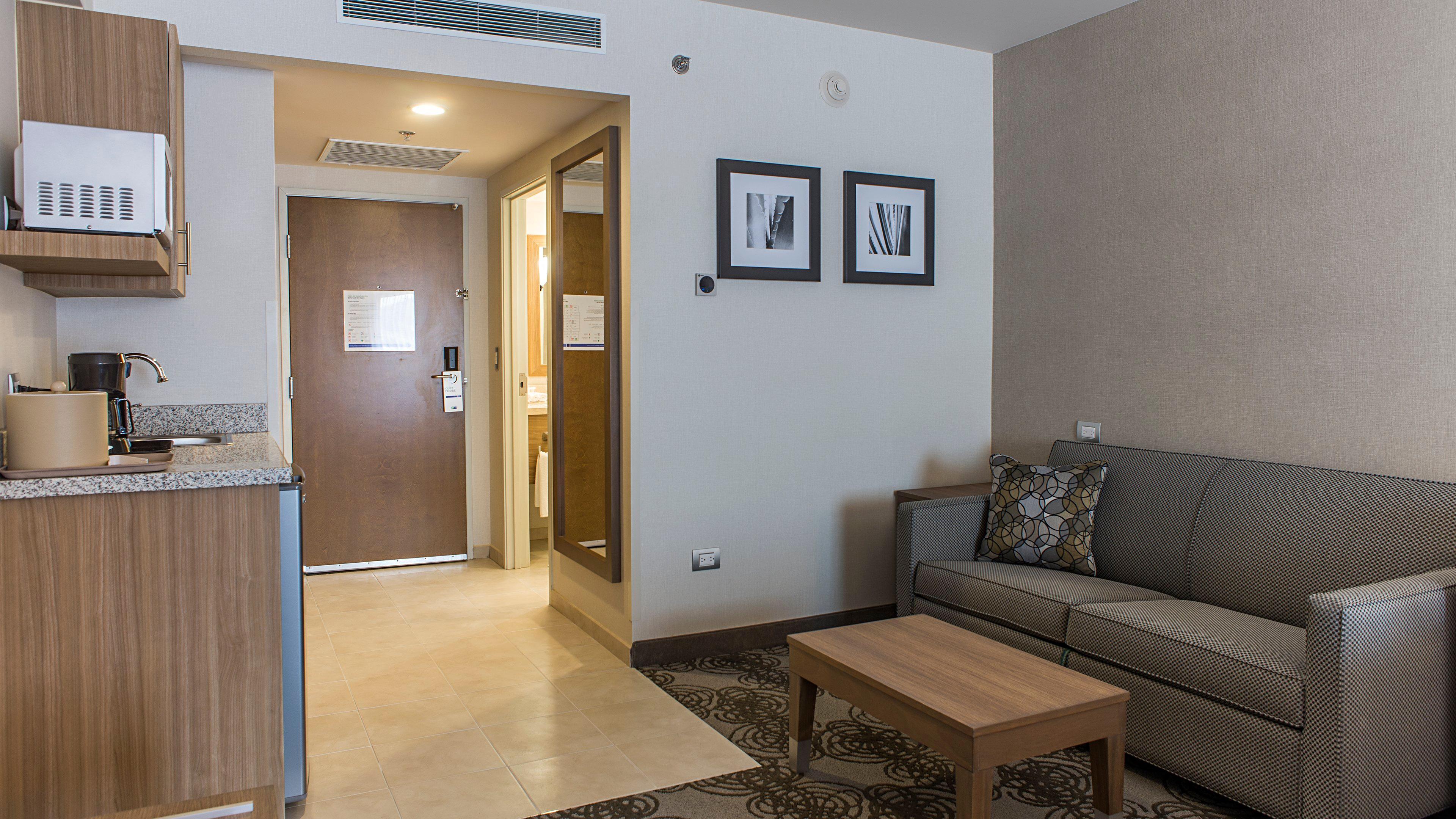 Holiday Inn Express & Suites Chihuahua Juventud By Ihg Esterno foto