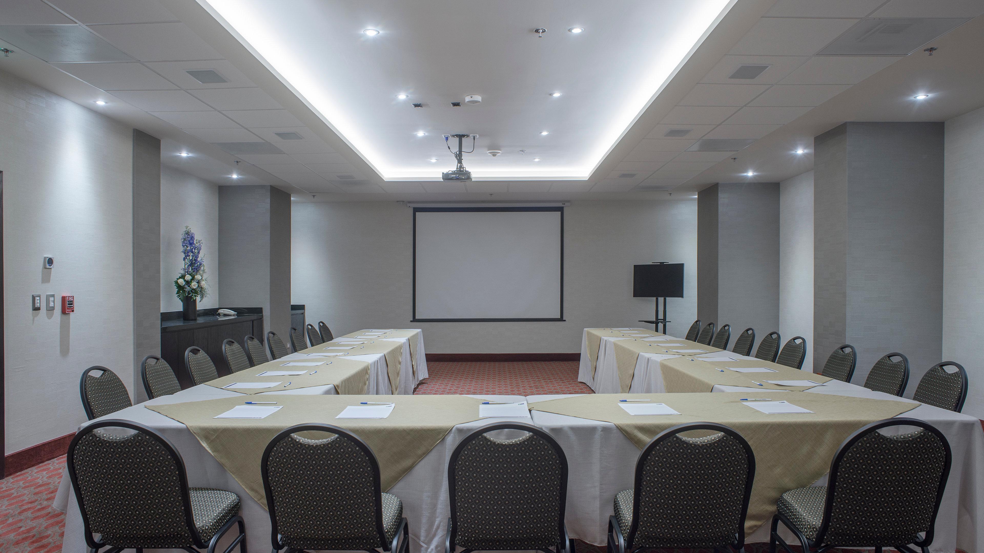 Holiday Inn Express & Suites Chihuahua Juventud By Ihg Esterno foto