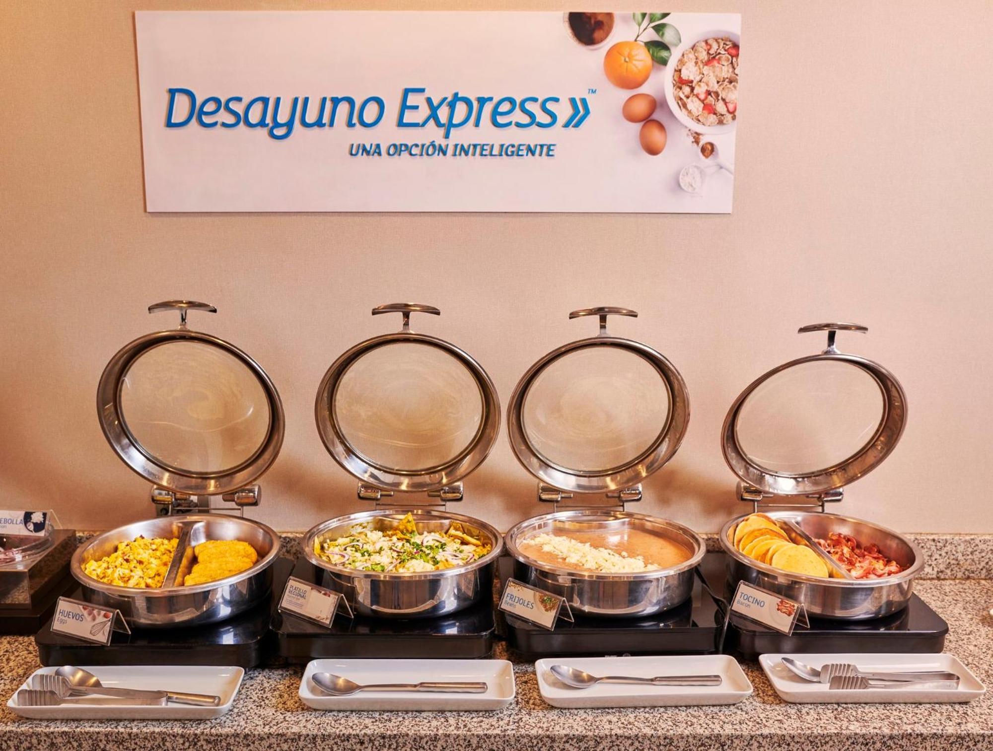 Holiday Inn Express & Suites Chihuahua Juventud By Ihg Esterno foto