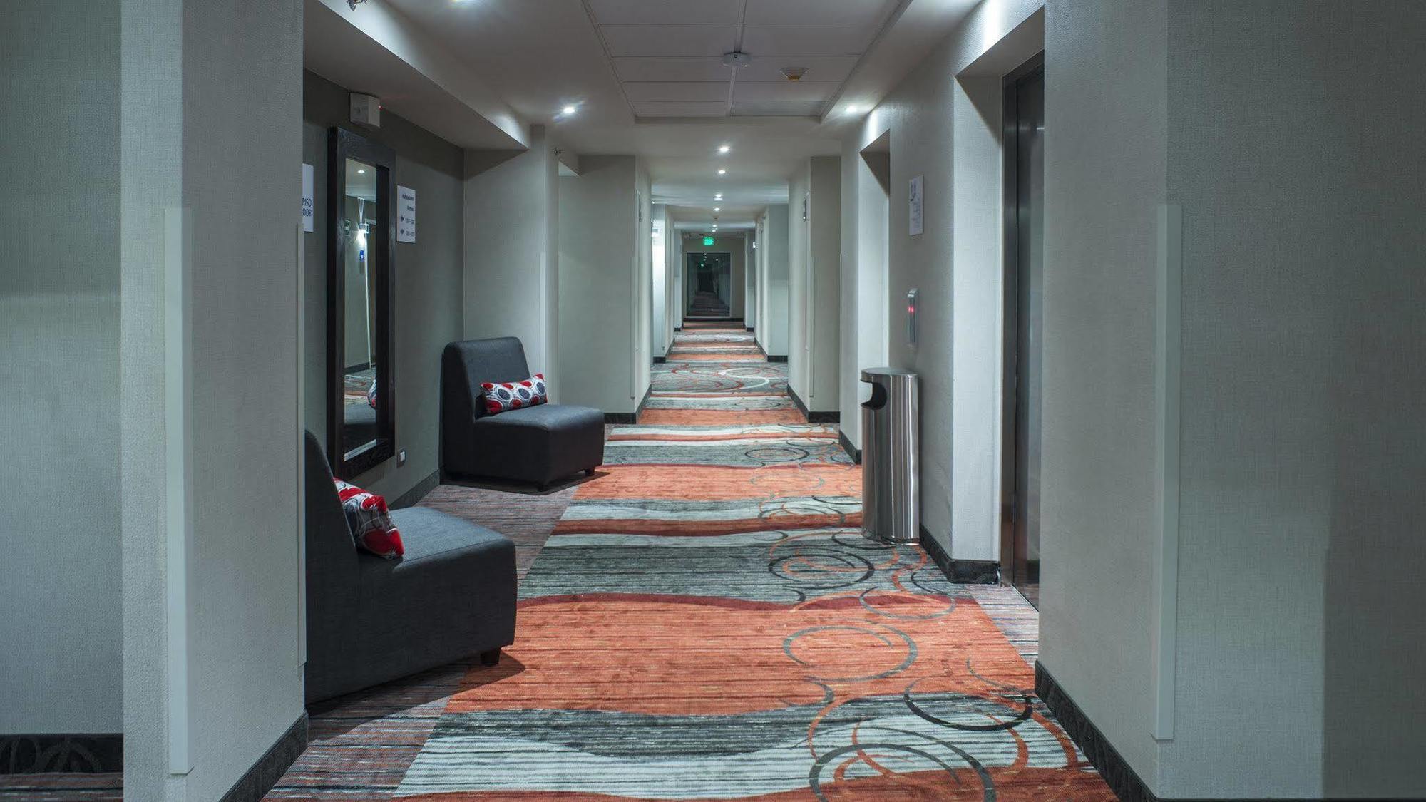 Holiday Inn Express & Suites Chihuahua Juventud By Ihg Esterno foto
