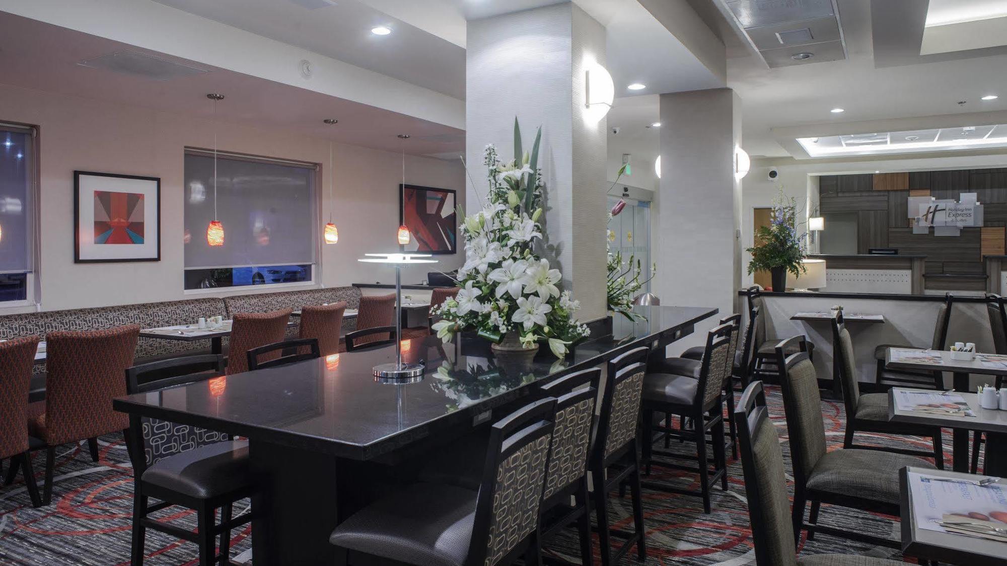 Holiday Inn Express & Suites Chihuahua Juventud By Ihg Esterno foto